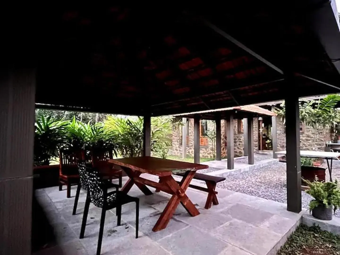 Misty Hogans-A Hill Station Holiday Home Nr Munnar Anaviratty