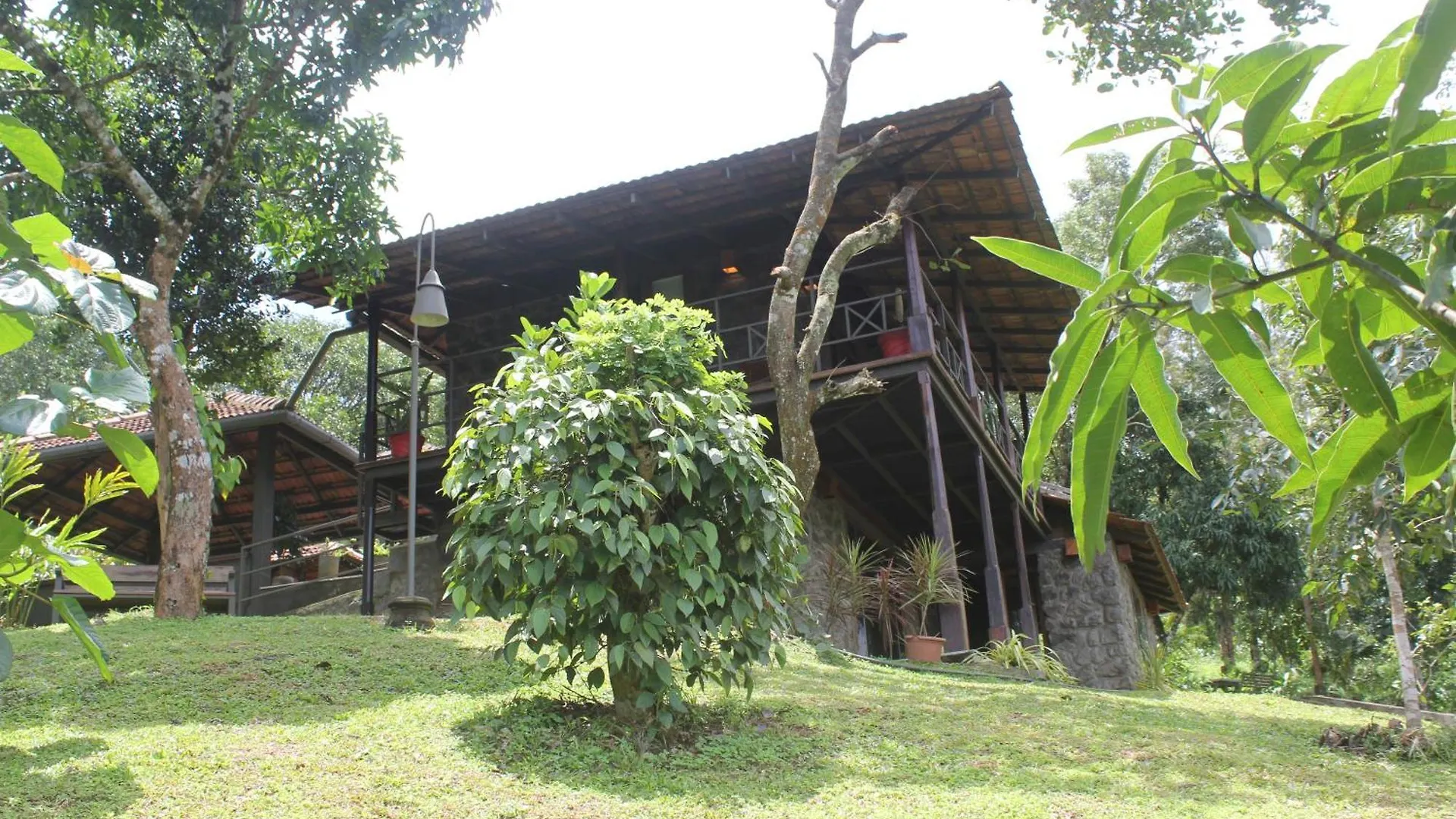 Misty Hogans-A Hill Station Holiday Home Nr Munnar Anaviratty 0*,  India